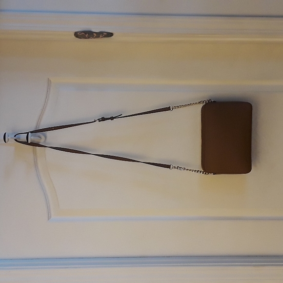 NWOT Micheal Kors Crossbody Jet Set Pocketbook Saffino Leather - Picture 8 of 17